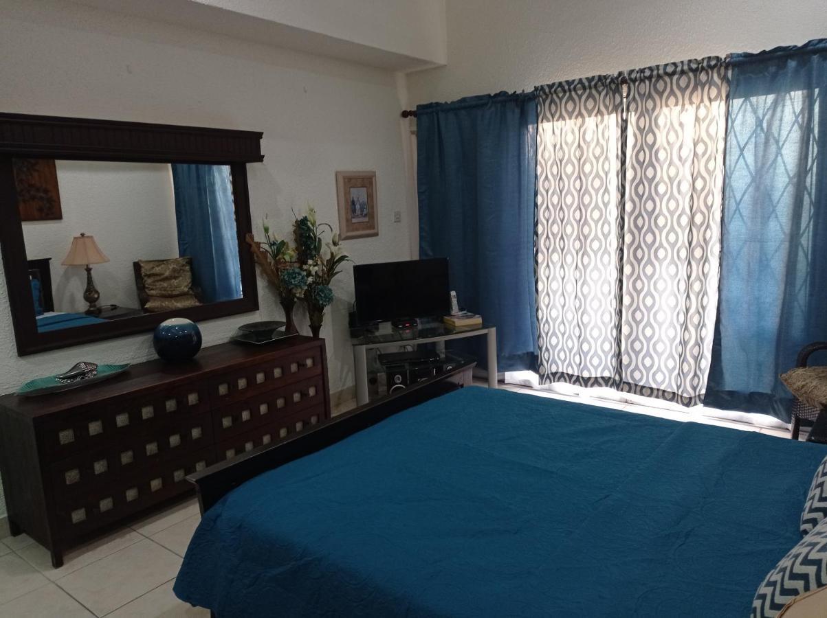 126 Friendship, Rockley Golf Club Apartman Bridgetown Kültér fotó